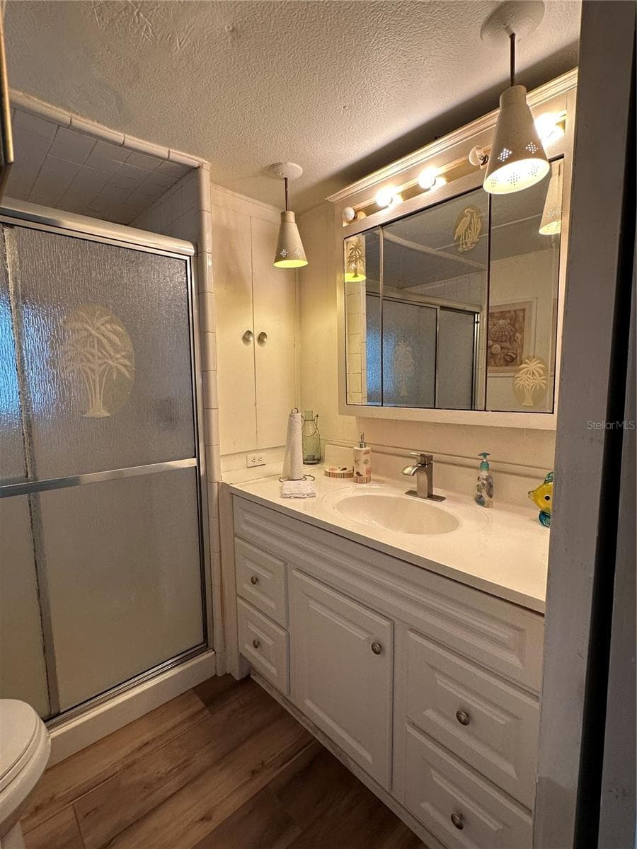Mobile Home at 1784 MIDLOTHIAN ST, SARASOTA, photo 15 of 70