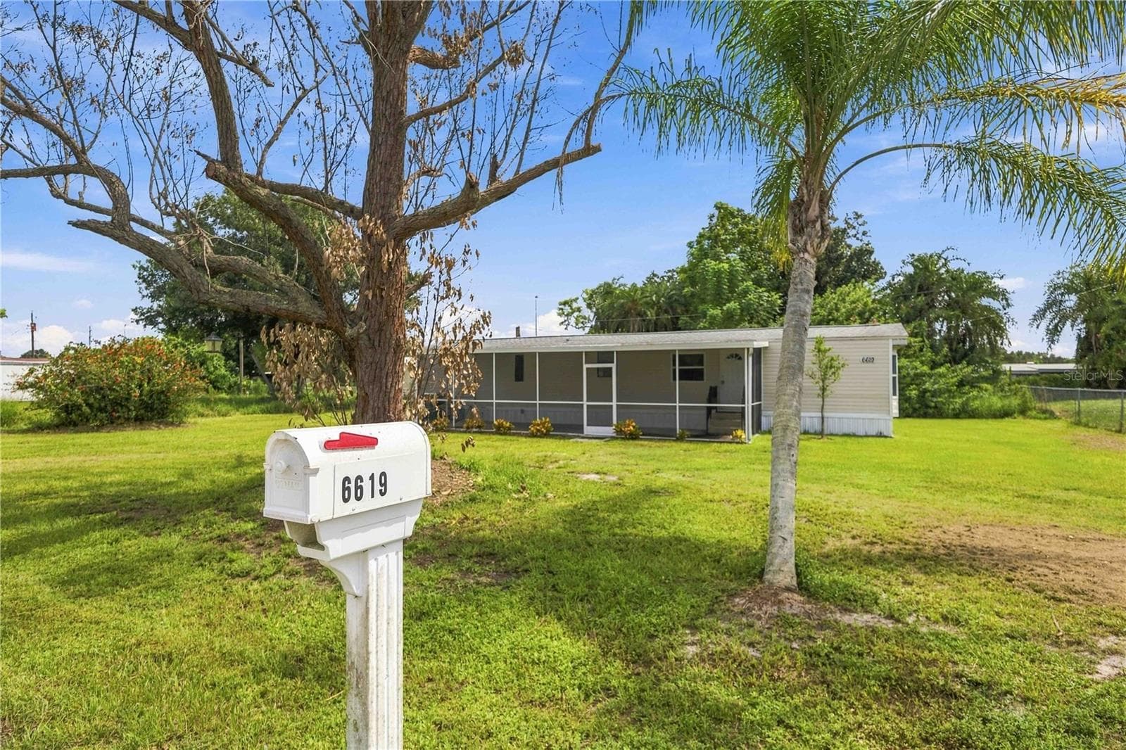 Manufactured Home at 6619 ORANGE BLOSSOM LN, PUNTA GORDA, photo 3 of 46
