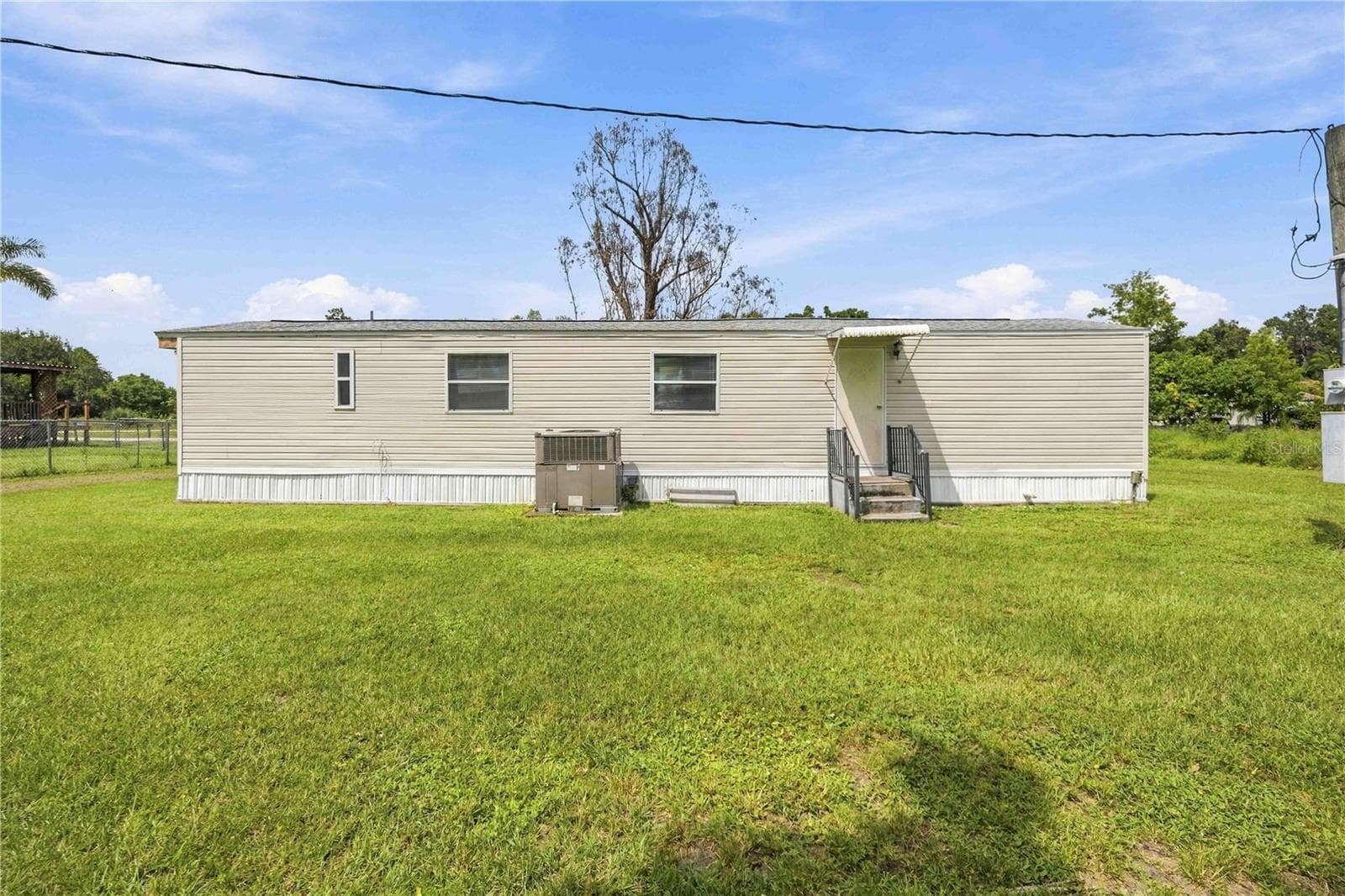 Manufactured Home at 6619 ORANGE BLOSSOM LN, PUNTA GORDA, photo 31 of 46