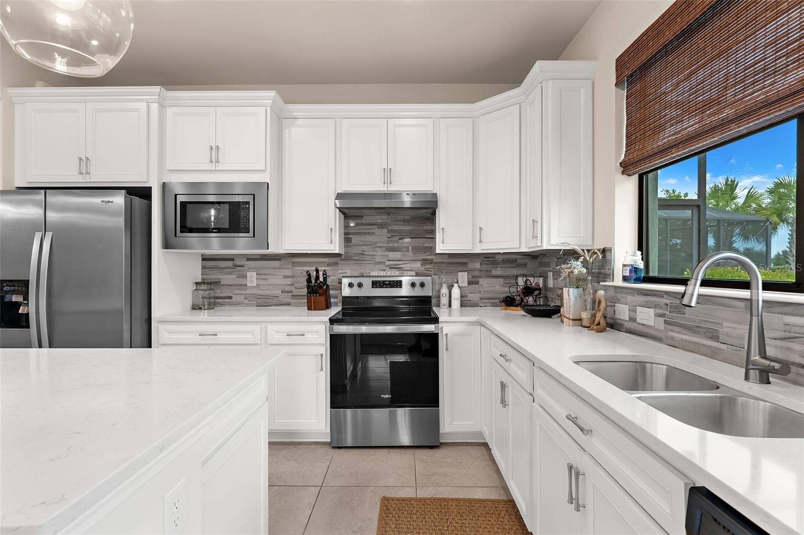 Single Family Residence at 13554 NOBILIO ST, VENICE, photo 15 of 82