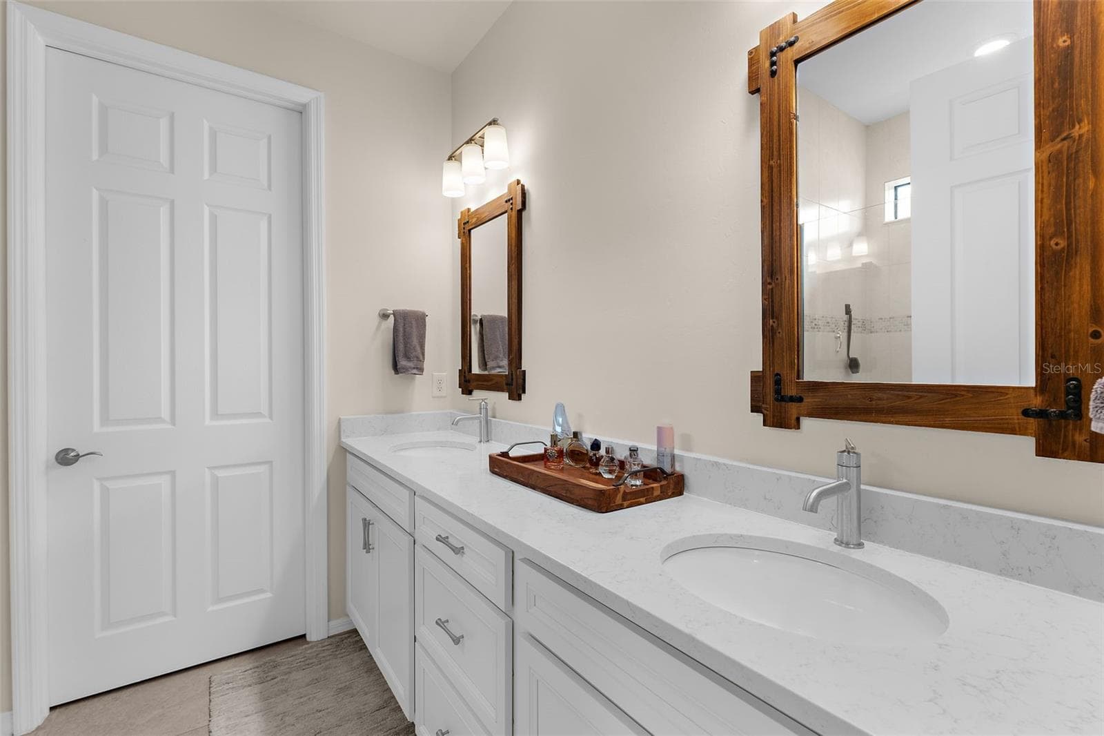 Single Family Residence at 13554 NOBILIO ST, VENICE, photo 29 of 82