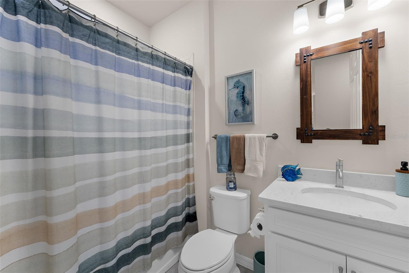 Single Family Residence at 13554 NOBILIO ST, VENICE, photo 33 of 82