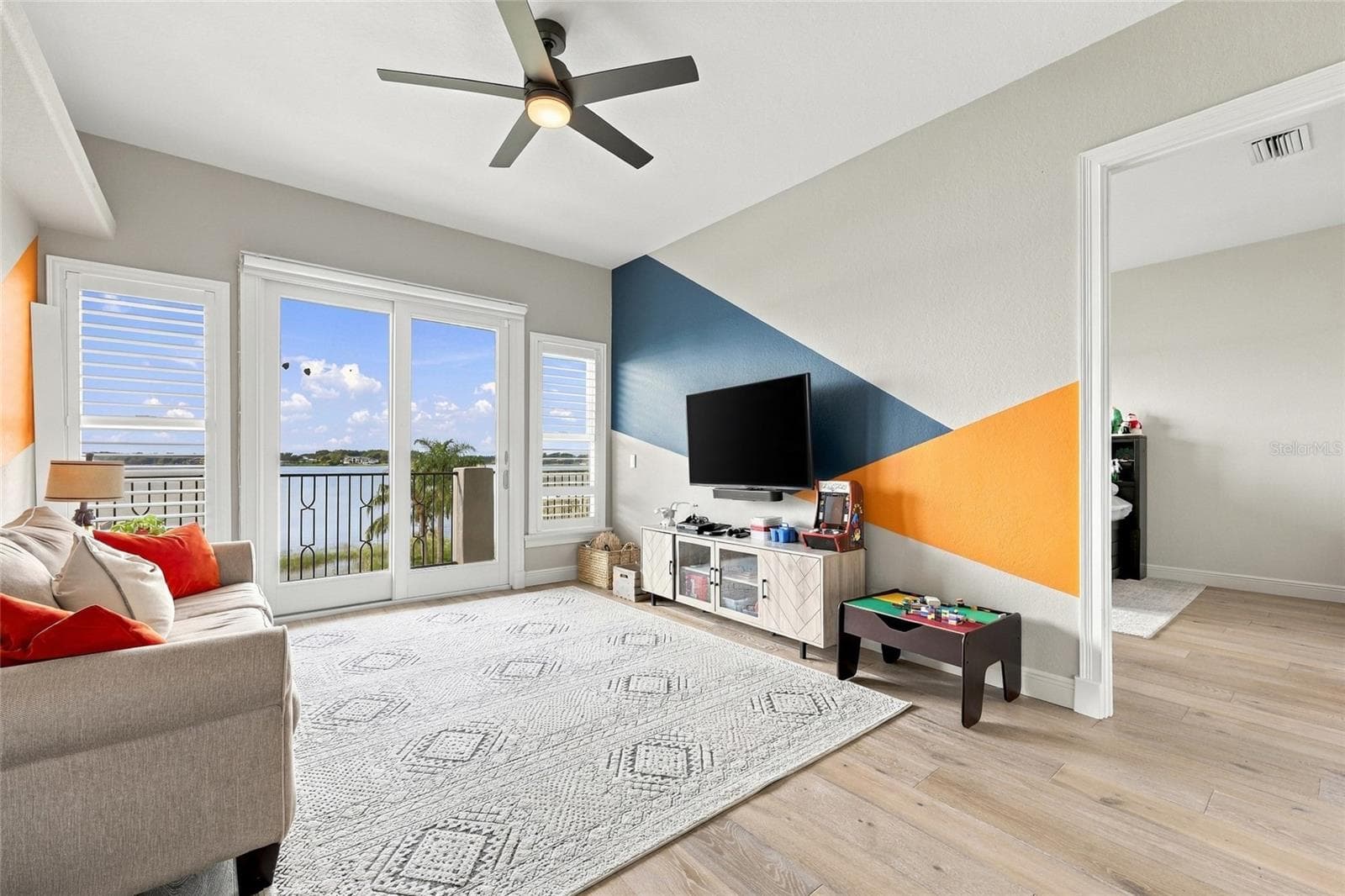 FLEX ROOM- 2ND FLOOR - 9602 MAYWOOD DR, WINDERMERE