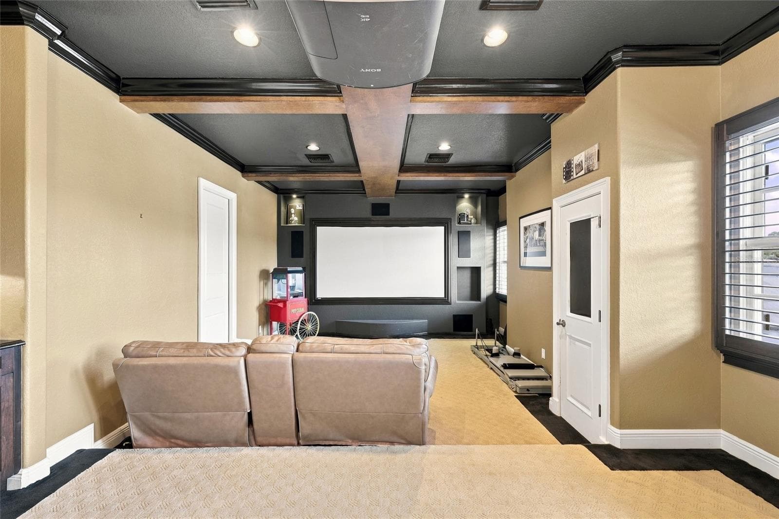 MOVIE THEATRE - 9602 MAYWOOD DR, WINDERMERE