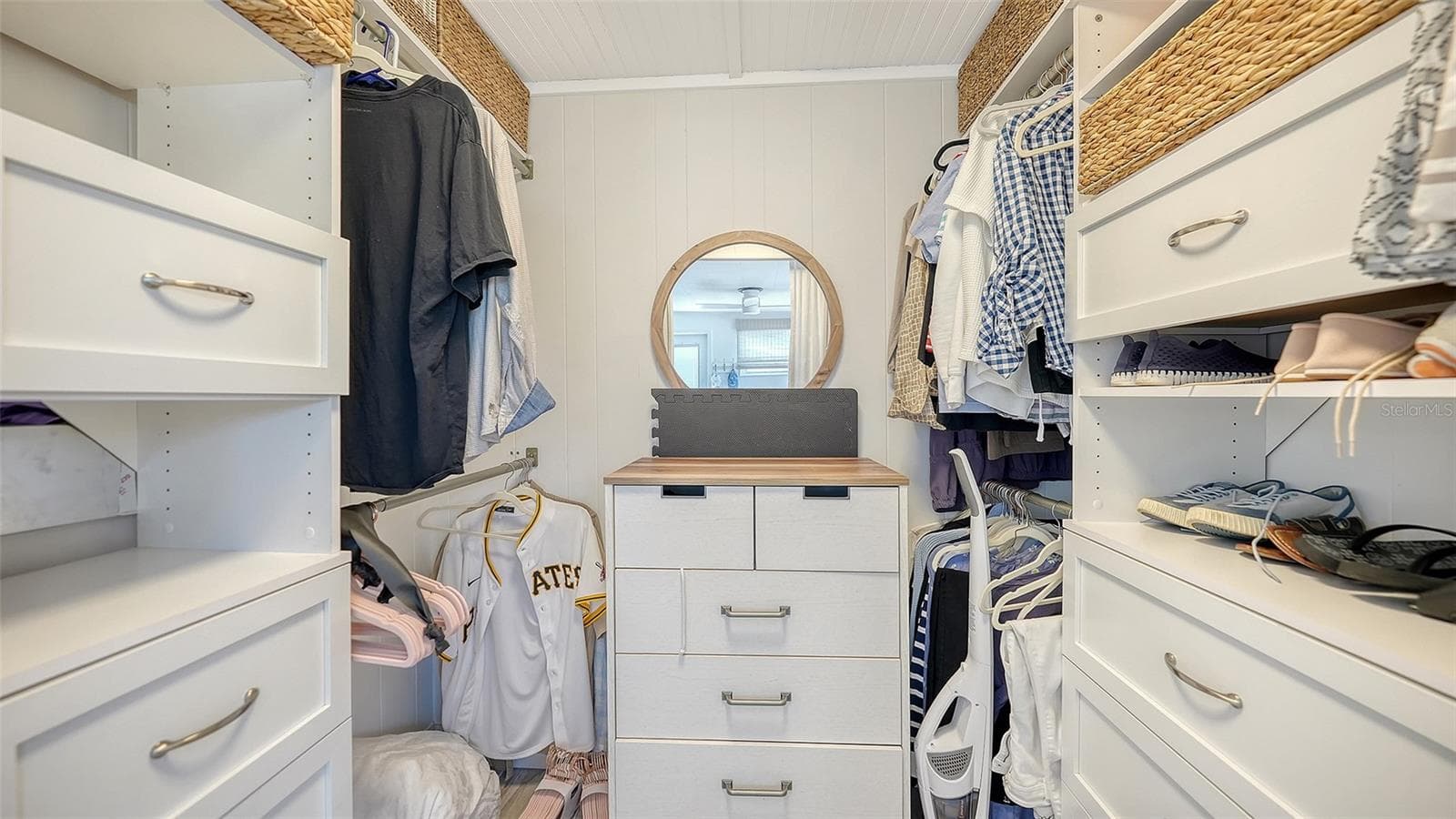 Owner's walkin closet - 3710 GULF OF MEXICO DR #A3, LONGBOAT KEY