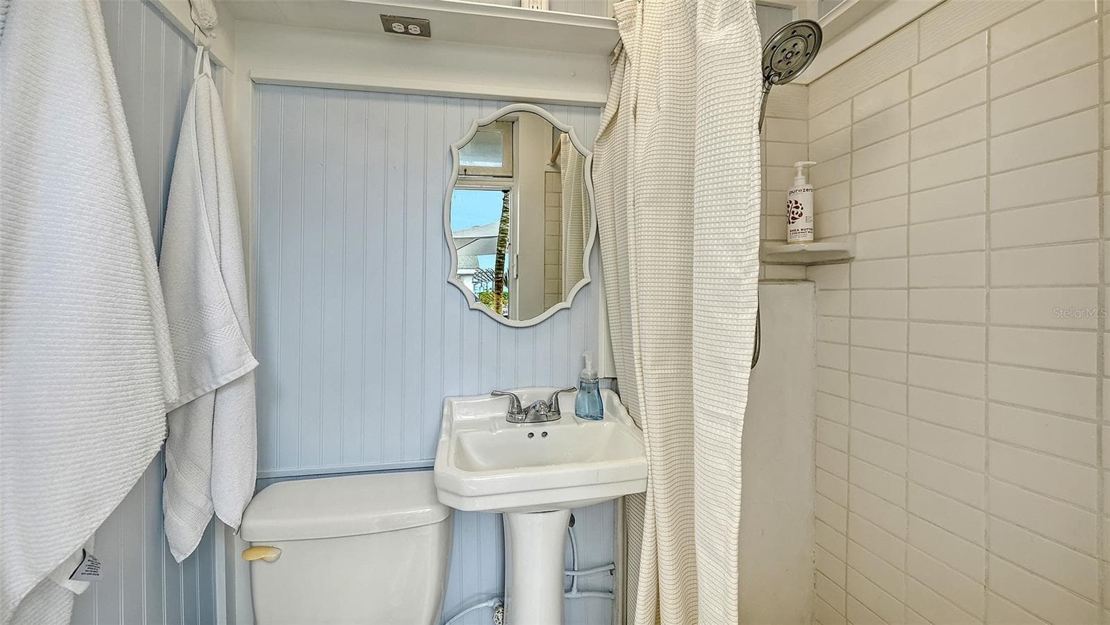 Second bathroom/outdoor bathhouse - 3710 GULF OF MEXICO DR #A3, LONGBOAT KEY