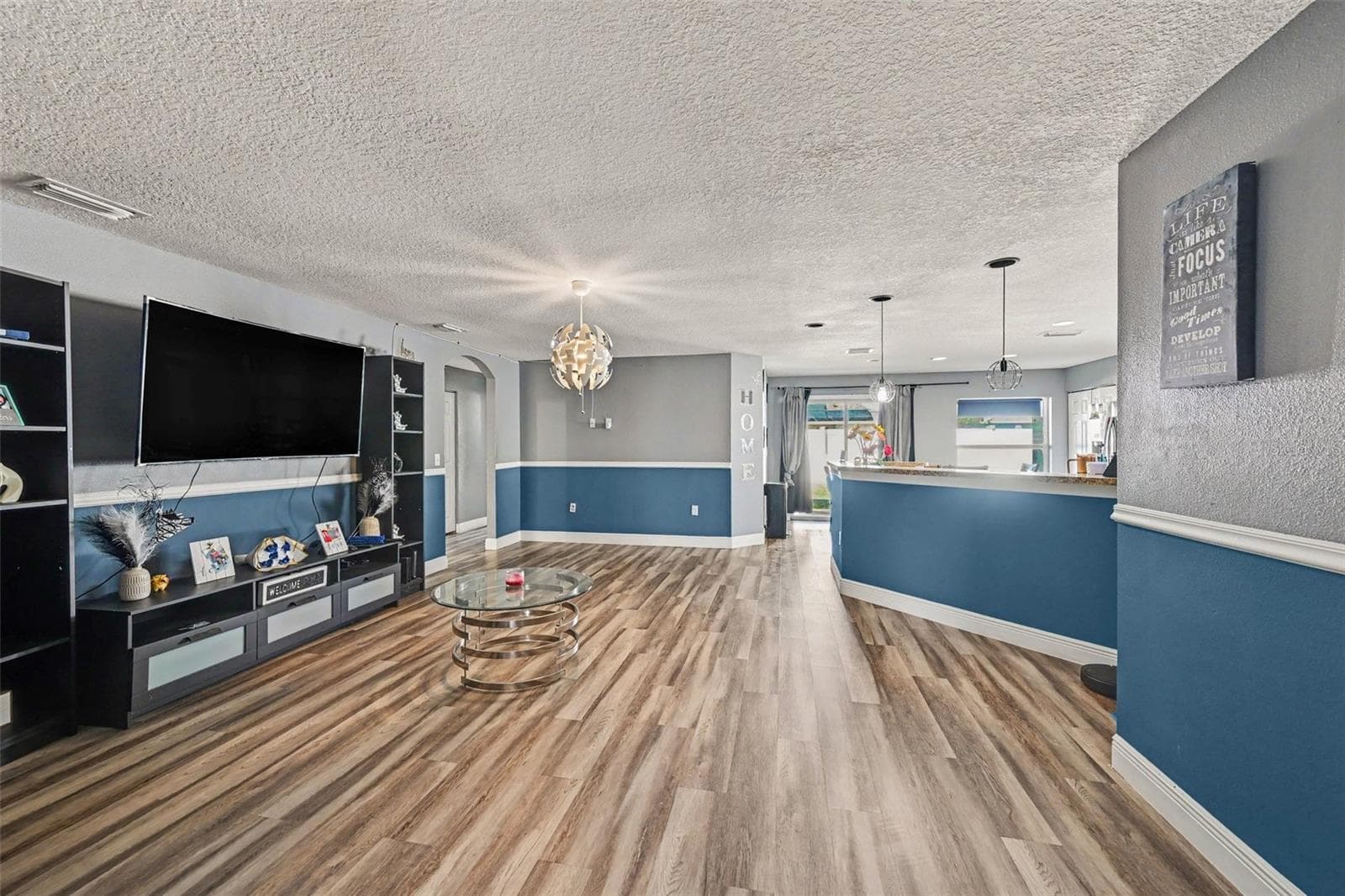 Single Family Residence at 1812 PEACEFUL PALM ST, RUSKIN, photo 4 of 31