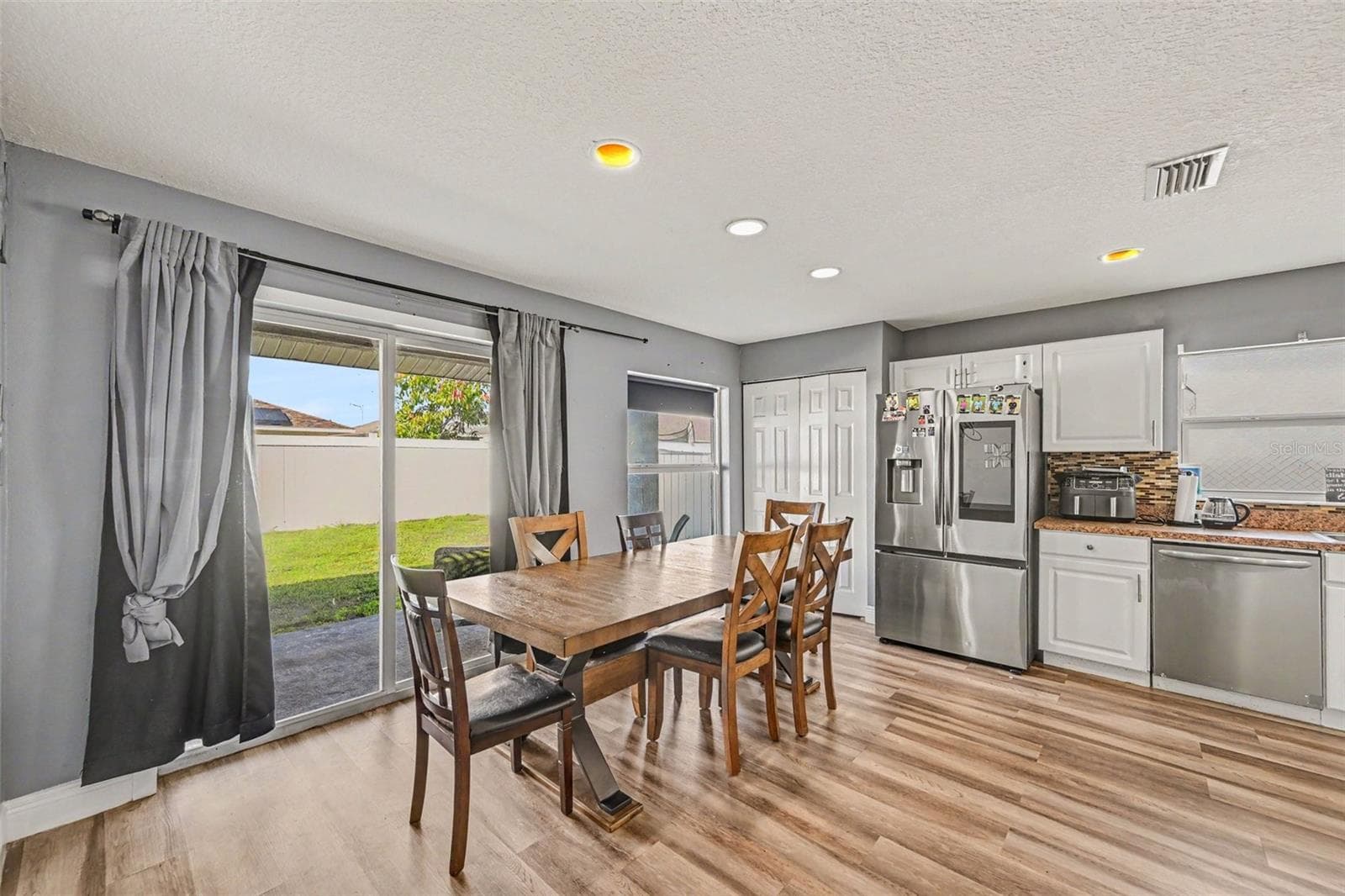 Single Family Residence at 1812 PEACEFUL PALM ST, RUSKIN, photo 9 of 31