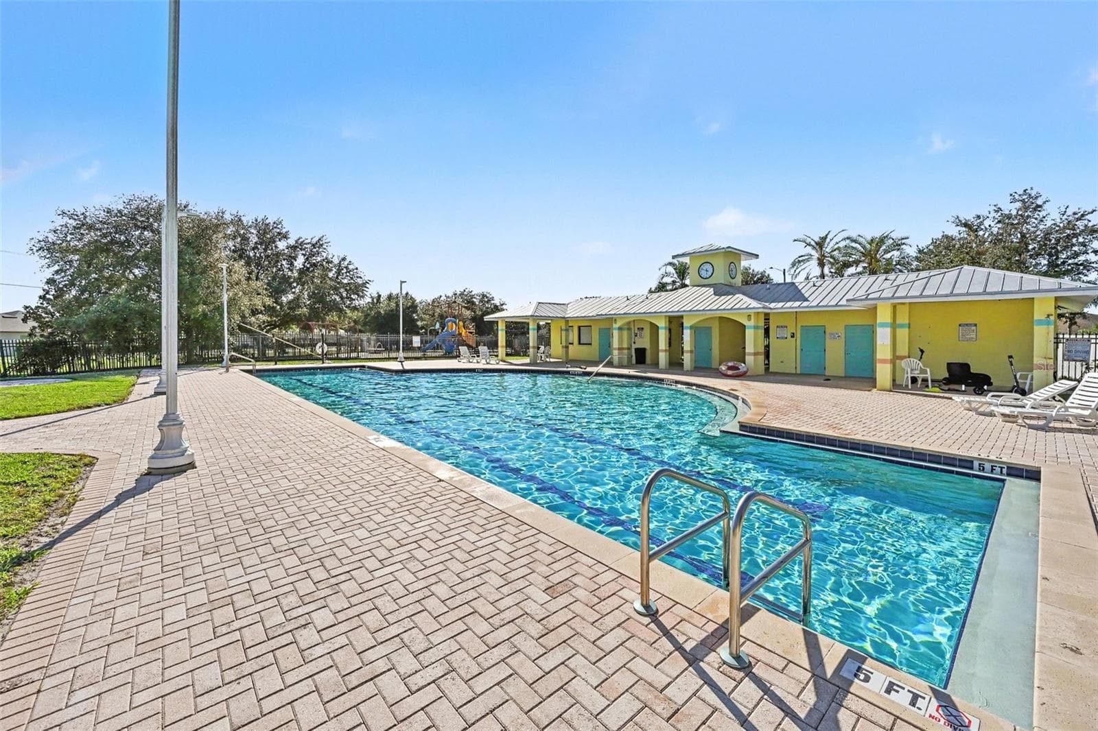 Single Family Residence at 1812 PEACEFUL PALM ST, RUSKIN, photo 29 of 31