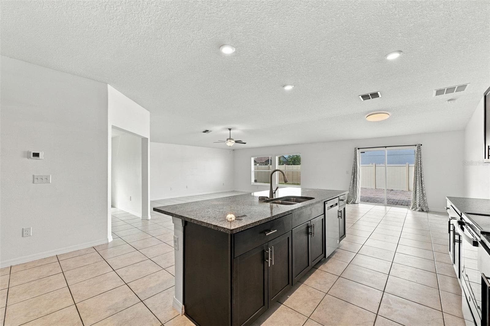 Single Family Residence at 16681 CARLTON POND ST, WIMAUMA, photo 7 of 50