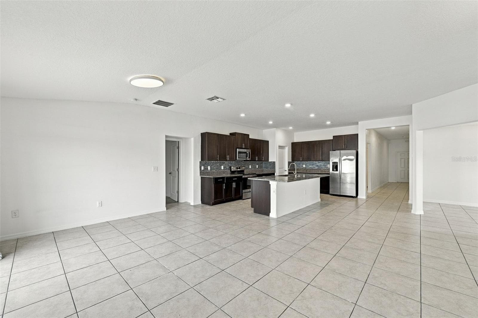 Single Family Residence at 16681 CARLTON POND ST, WIMAUMA, photo 10 of 50