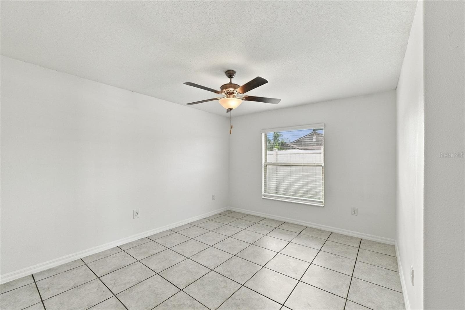 Single Family Residence at 16681 CARLTON POND ST, WIMAUMA, photo 18 of 50