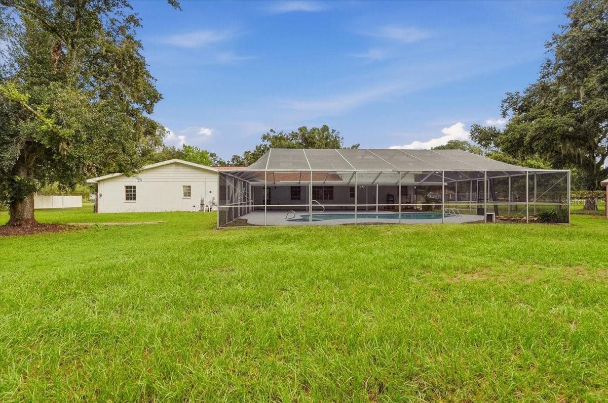 Backyard - 2925 MCGEE RD, PLANT CITY