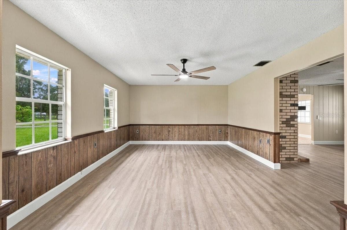 Living Room - 2925 MCGEE RD, PLANT CITY