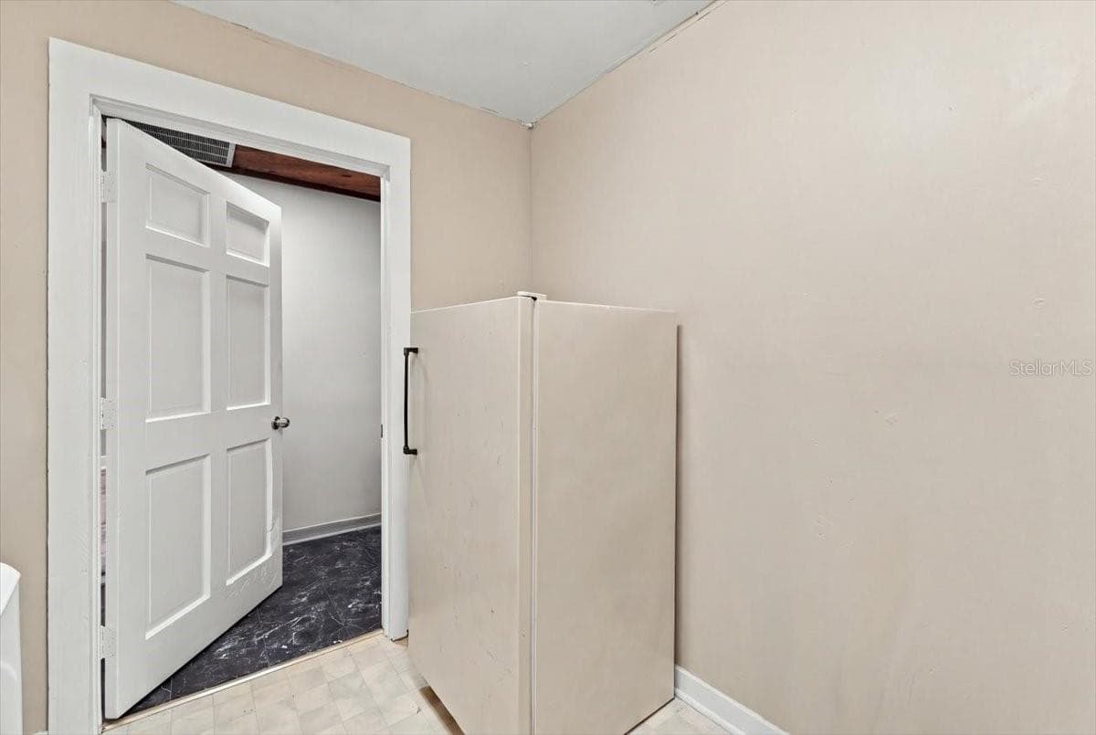 Laundry Room - 2925 MCGEE RD, PLANT CITY