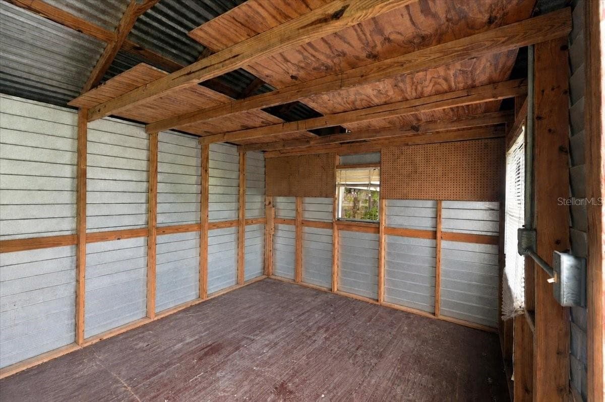 Inside the shed - 2925 MCGEE RD, PLANT CITY