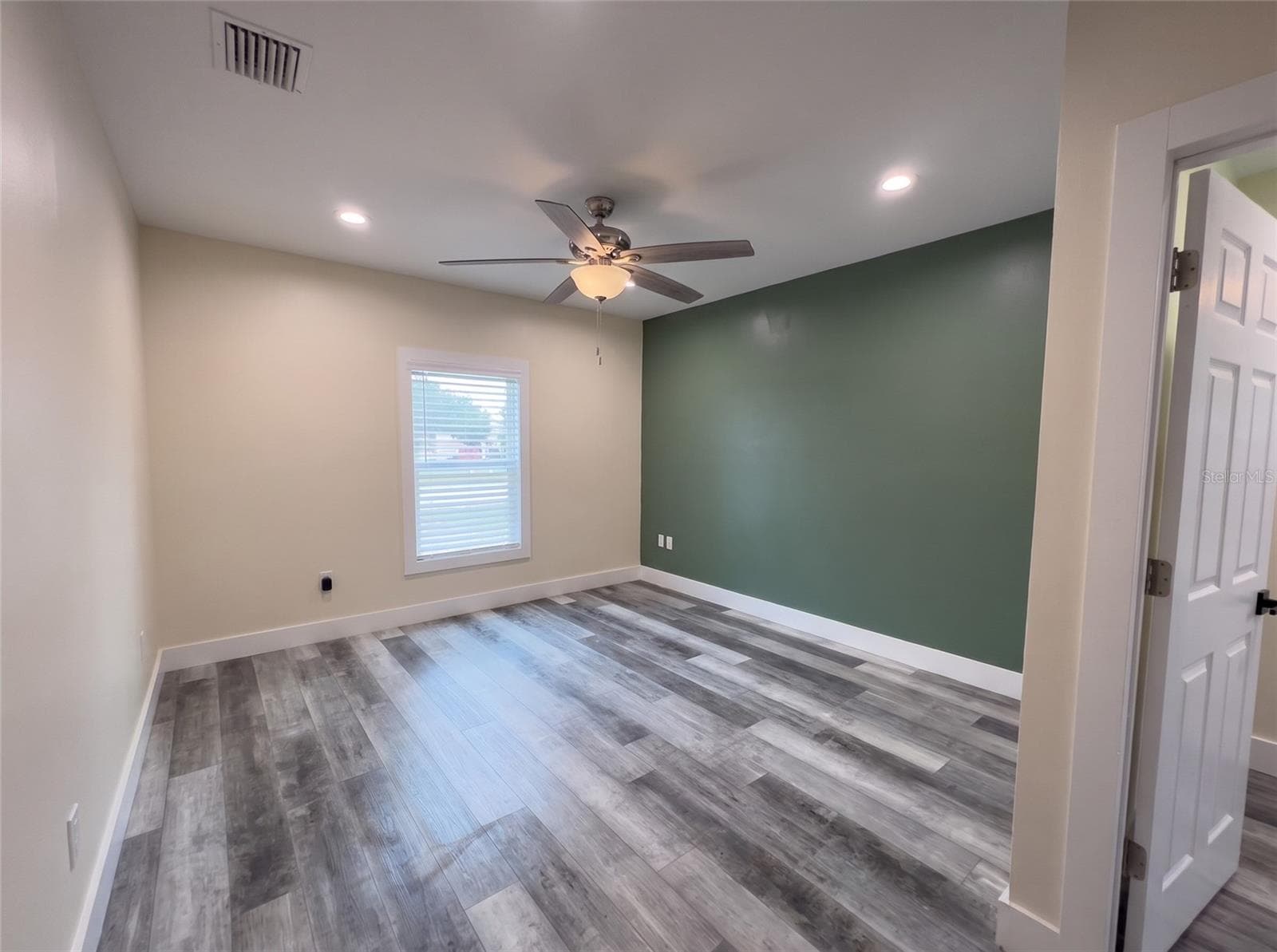 Single Family Residence at 1752 9TH AVE, DELAND, photo 13 of 29