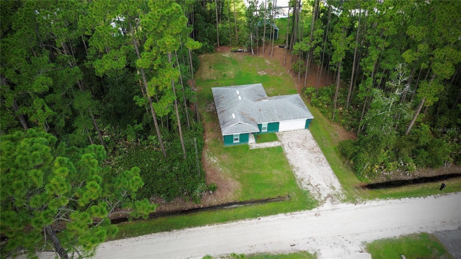 Single Family Residence at 1752 9TH AVE, DELAND, photo 27 of 29
