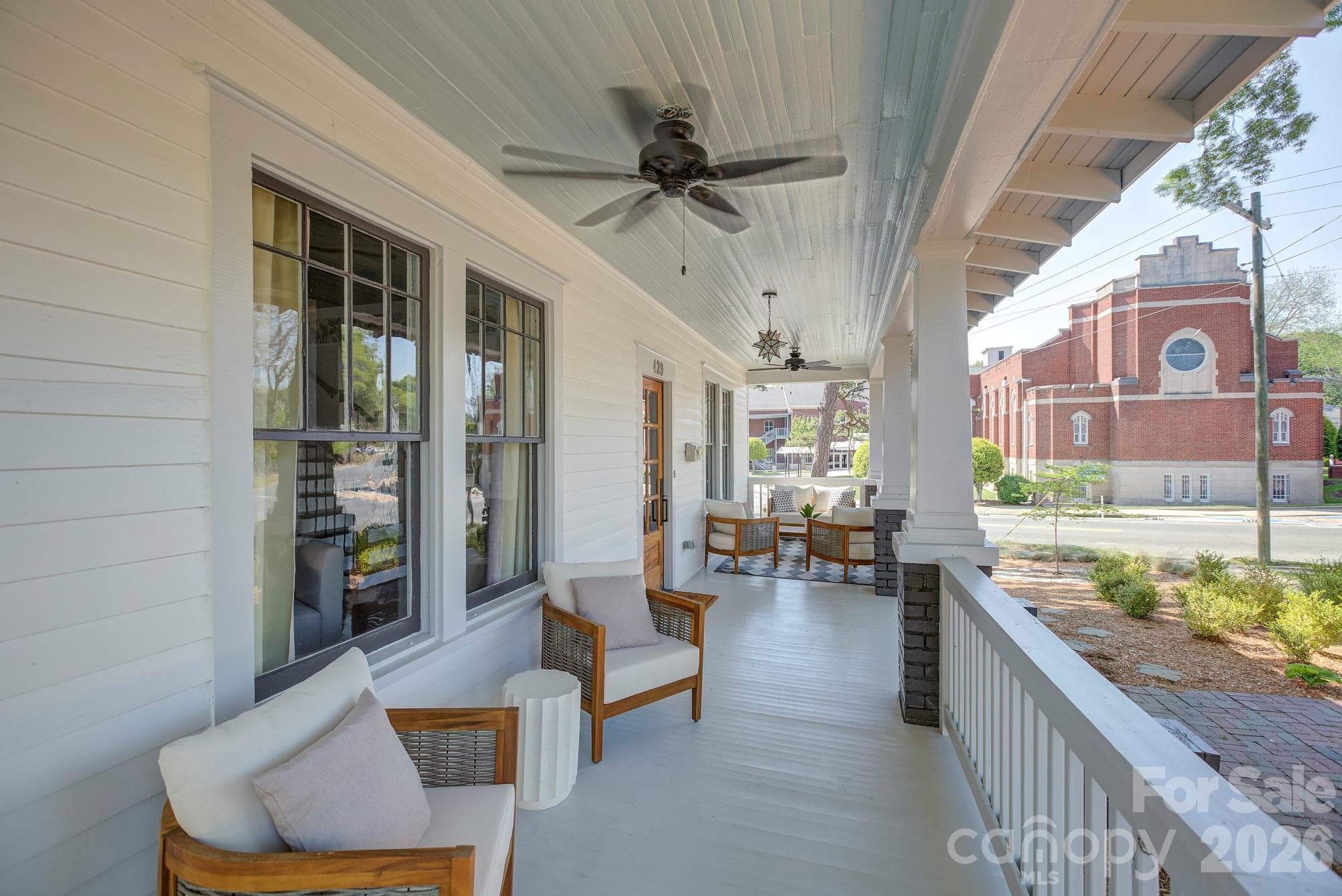 Single Family Residence at 429 West Park Avenue, Charlotte, photo 2 of 48