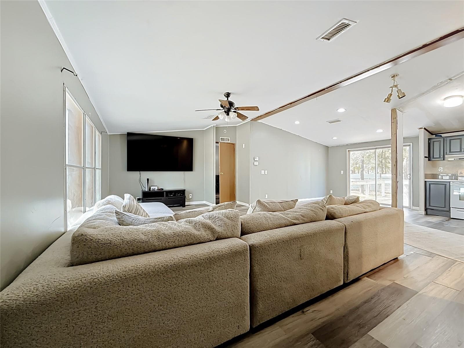 Manufactured Home at 4750 SW 160TH CT, OCALA, photo 16 of 67