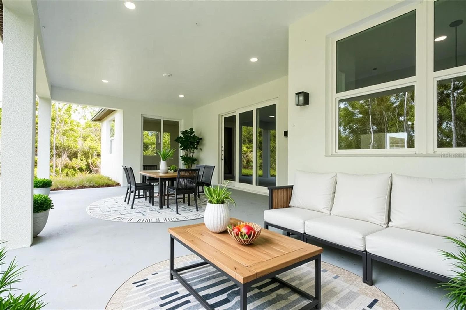 Single Family Residence at 19659 MEREDITH PKWY, ORLANDO, photo 10 of 25