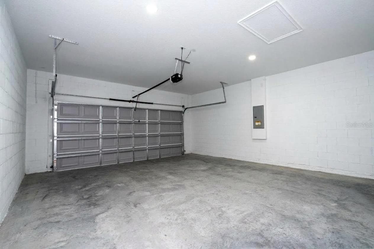 Single Family Residence at 19659 MEREDITH PKWY, ORLANDO, photo 21 of 25