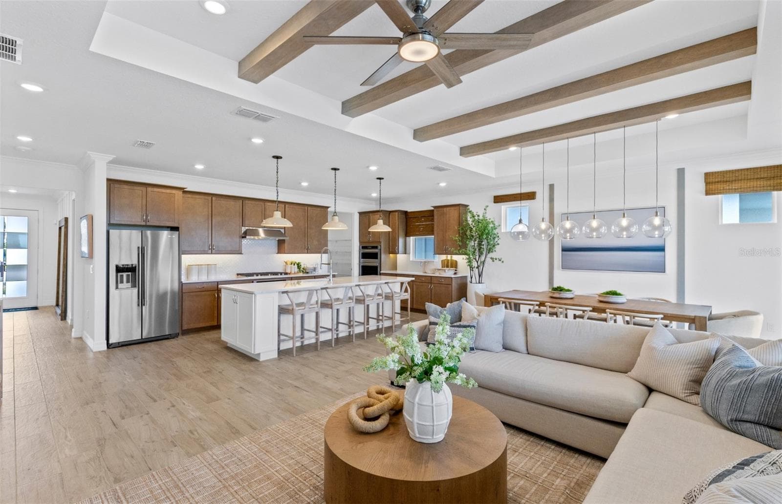 Model Home Design Only. Pictures and furnishings are for illustrative purposes only. Elevations, colors and options may vary. Furniture is for model home staging only. - 2579 CLEAR NIGHT AVENUE, KISSIMMEE