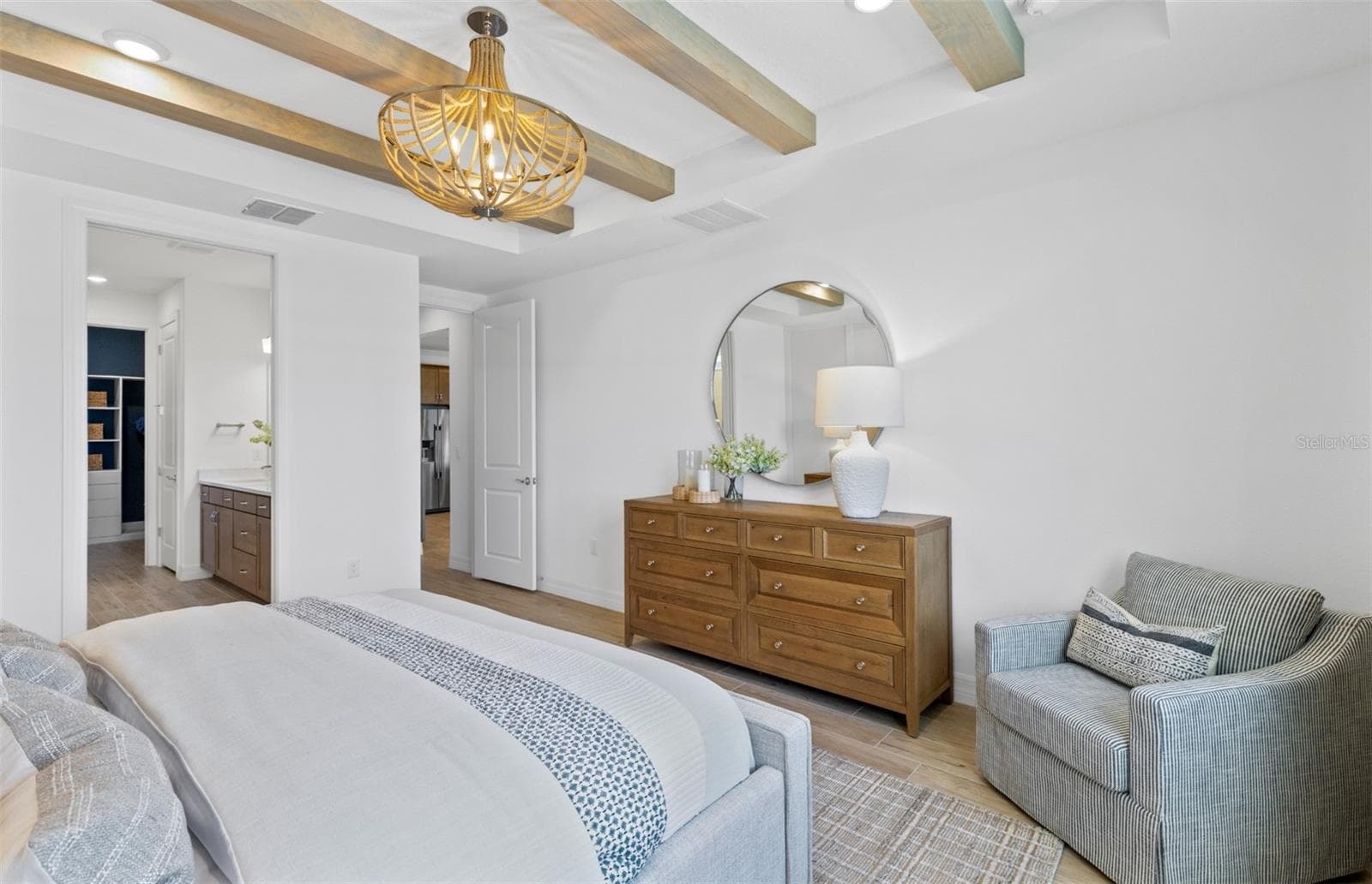 Model Home Design Only. Pictures and furnishings are for illustrative purposes only. Elevations, colors and options may vary. Furniture is for model home staging only. - 2579 CLEAR NIGHT AVENUE, KISSIMMEE