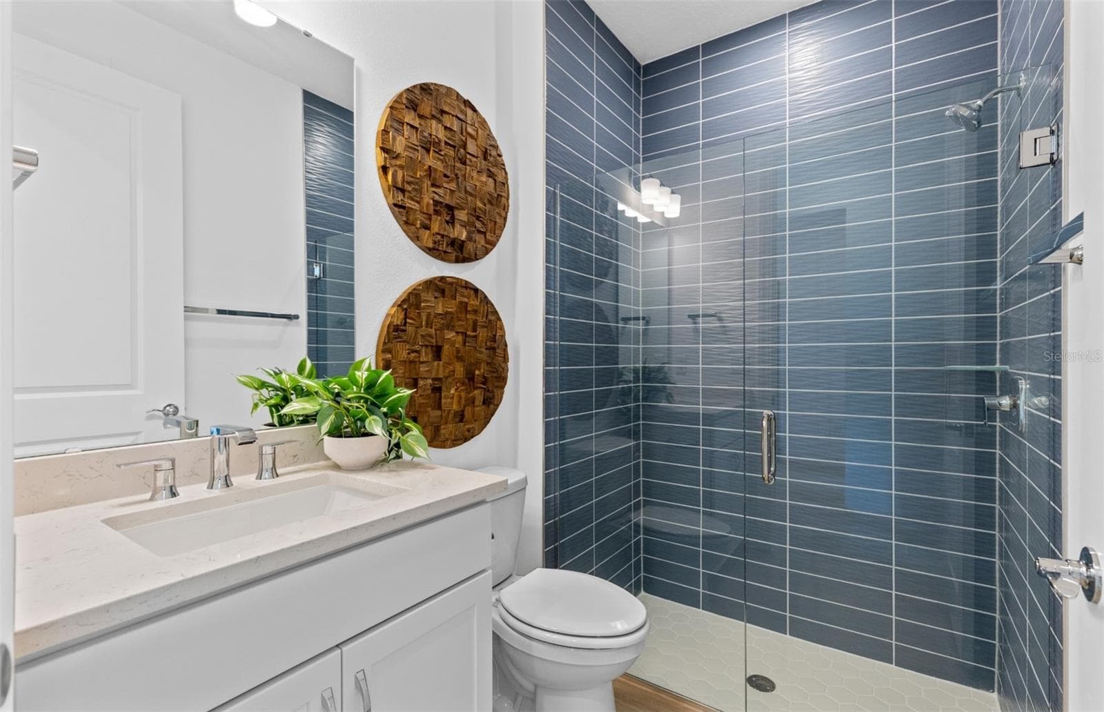 Model Home Design Only. Pictures and furnishings are for illustrative purposes only. Elevations, colors and options may vary. Furniture is for model home staging only. - 2579 CLEAR NIGHT AVENUE, KISSIMMEE