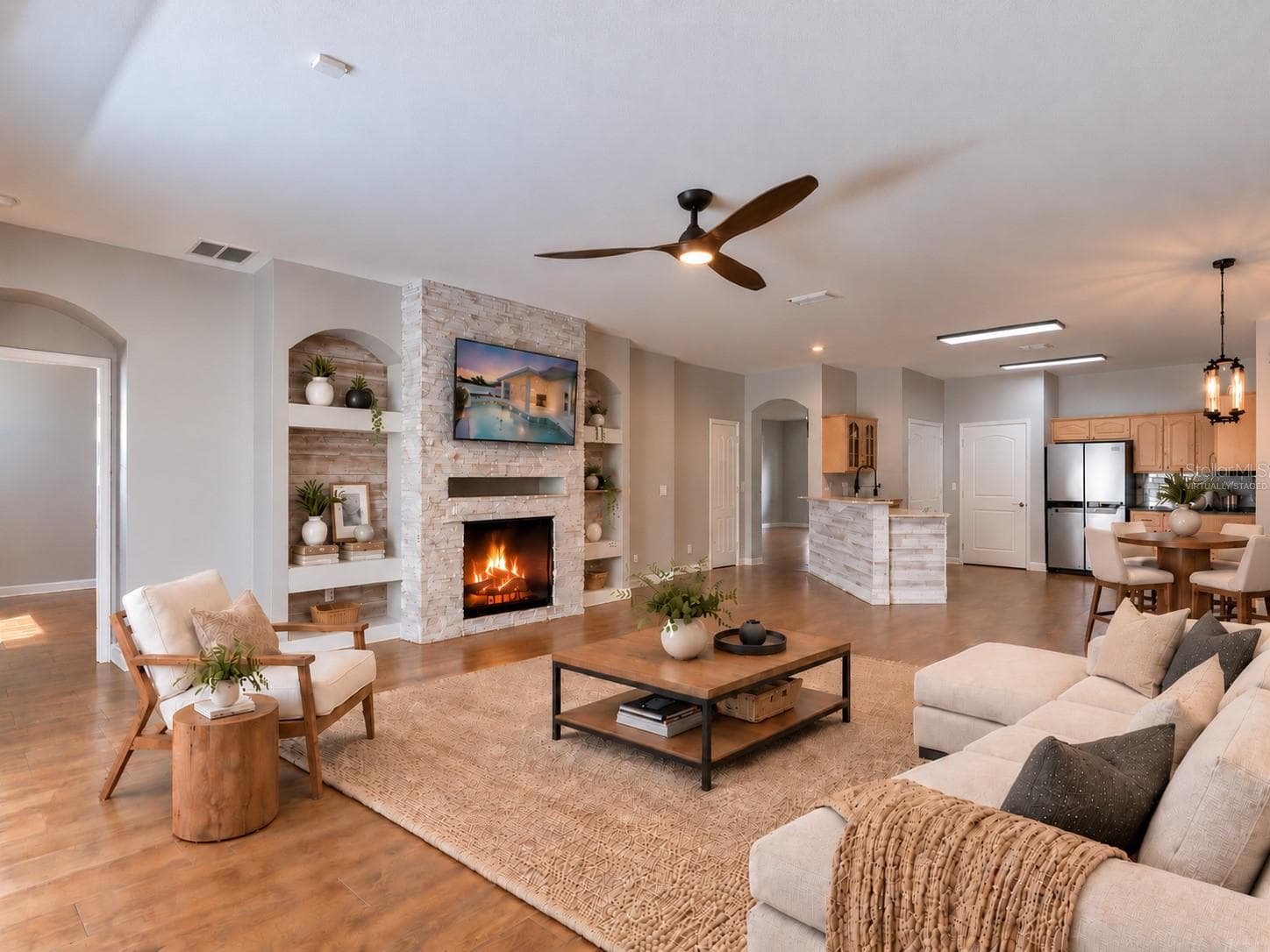 Virtually Staged: Family Room - Casual Eating Space - Kitchen - 18316 CYPRESS HAVEN DR, TAMPA