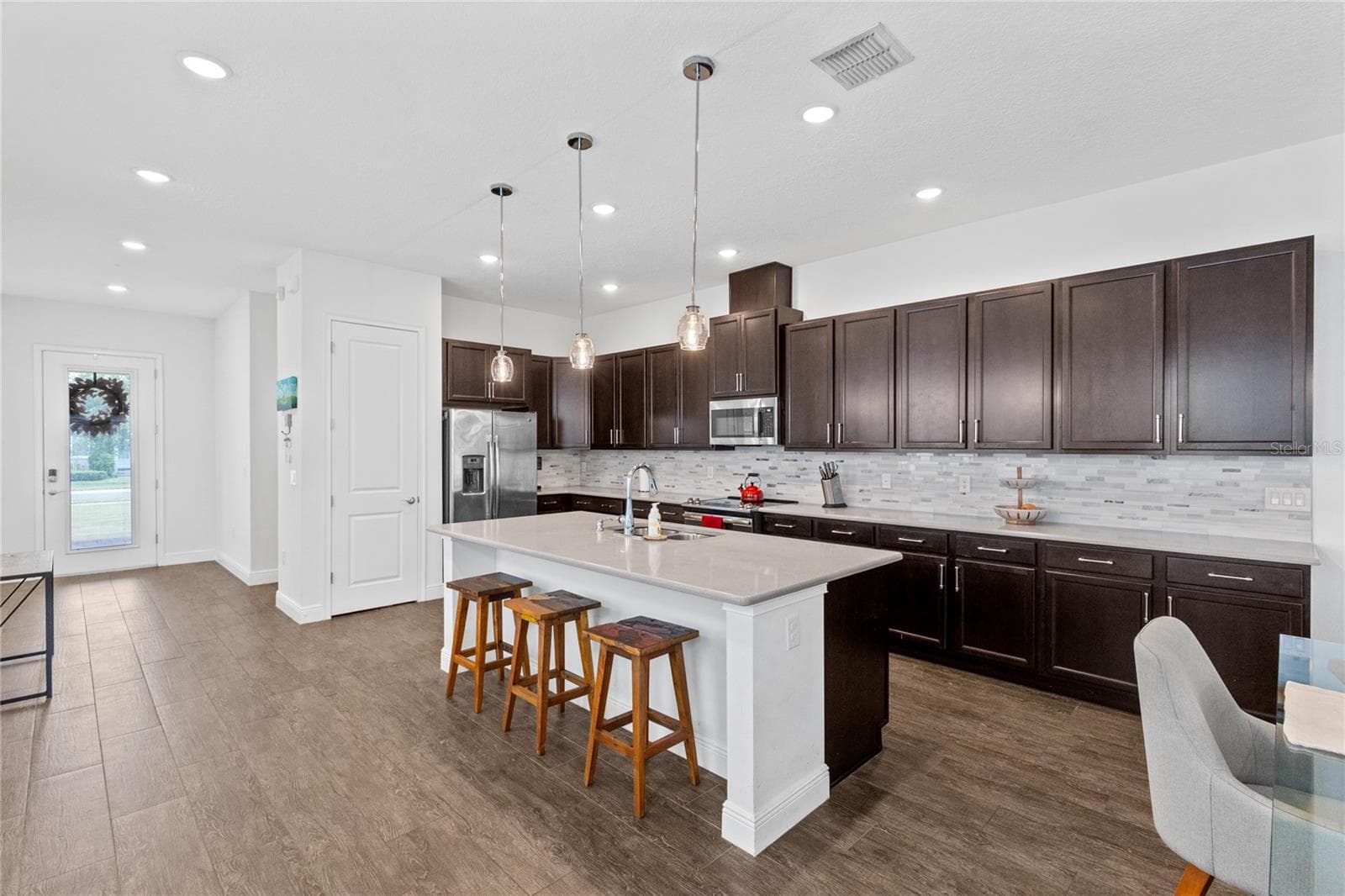 Single Family Residence at 13345 BEEBE ALY, ORLANDO, photo 3 of 39