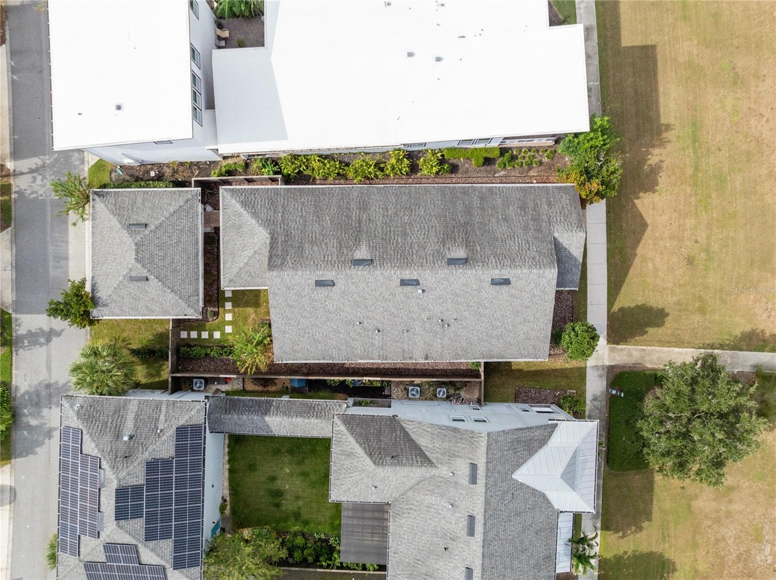 Single Family Residence at 13345 BEEBE ALY, ORLANDO, photo 24 of 39