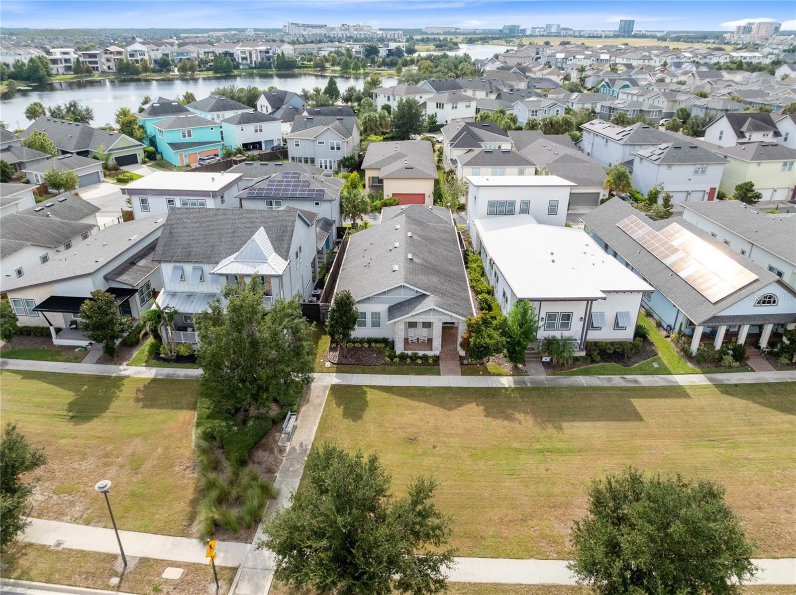 Single Family Residence at 13345 BEEBE ALY, ORLANDO, photo 25 of 39