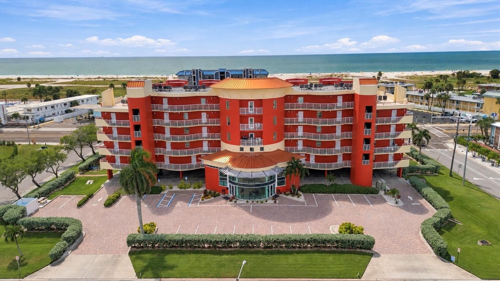 11605 GULF BLVD #402