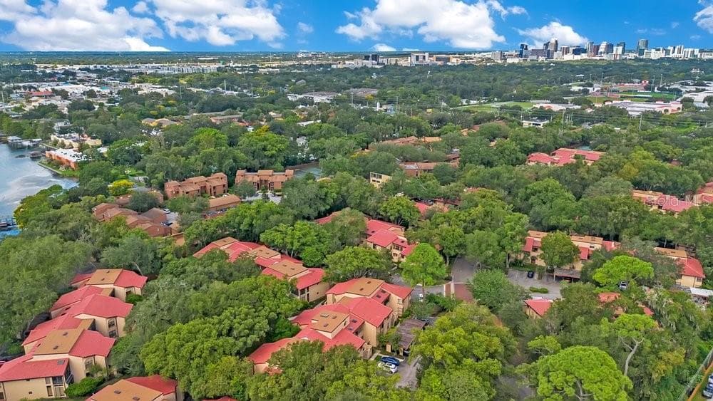 Condominium at 2865 PALERMO CT #2865, ORLANDO, photo 28 of 31