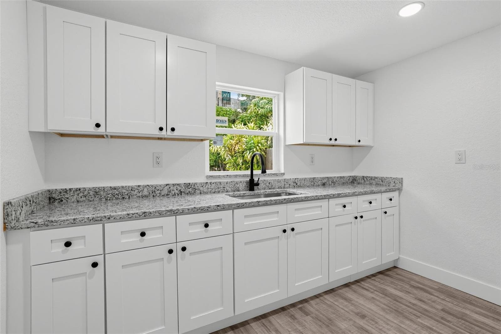 Single Family Residence at 4050 26TH ST N, ST PETERSBURG, photo 12 of 33