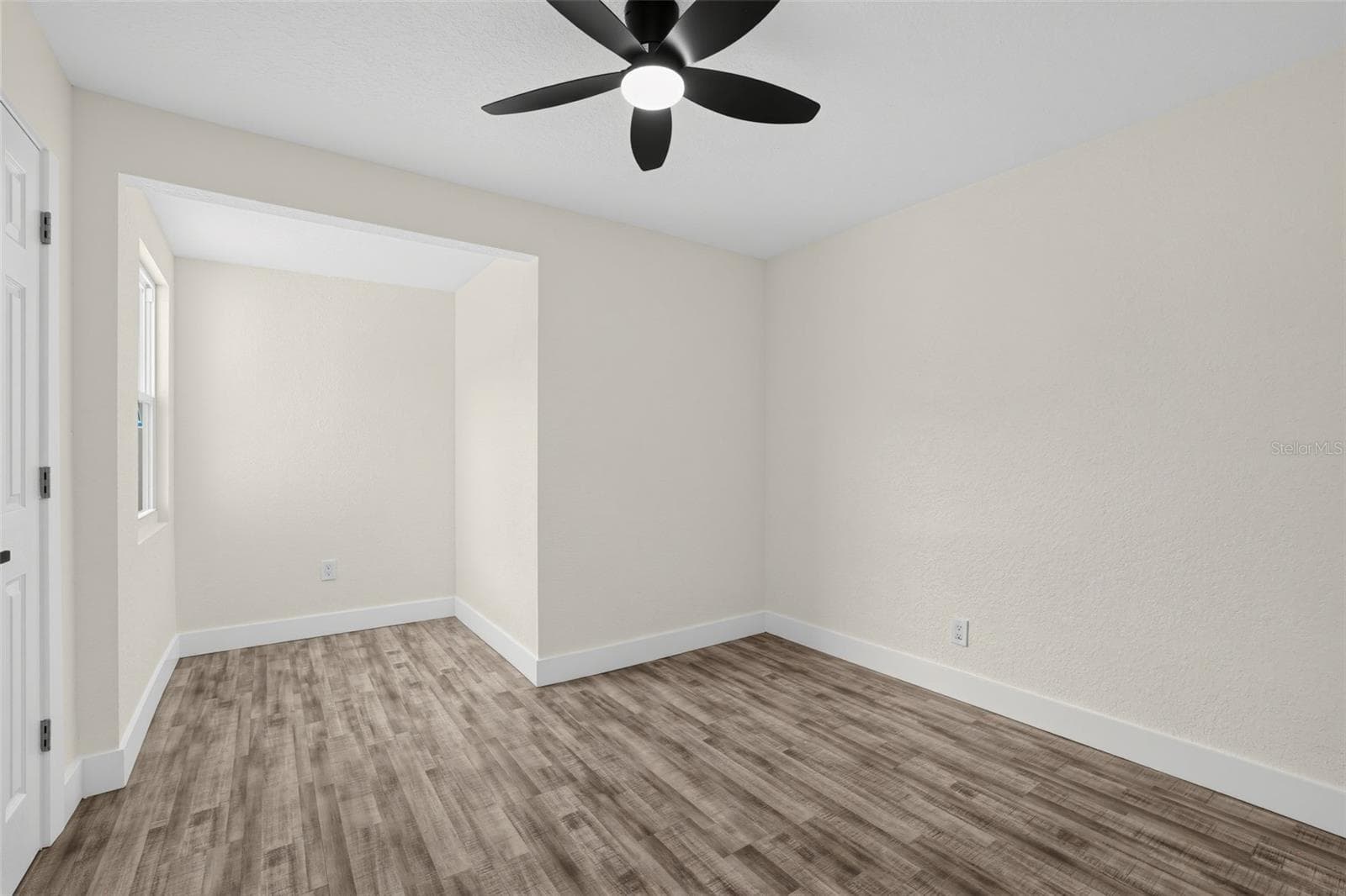 Single Family Residence at 4050 26TH ST N, ST PETERSBURG, photo 20 of 33