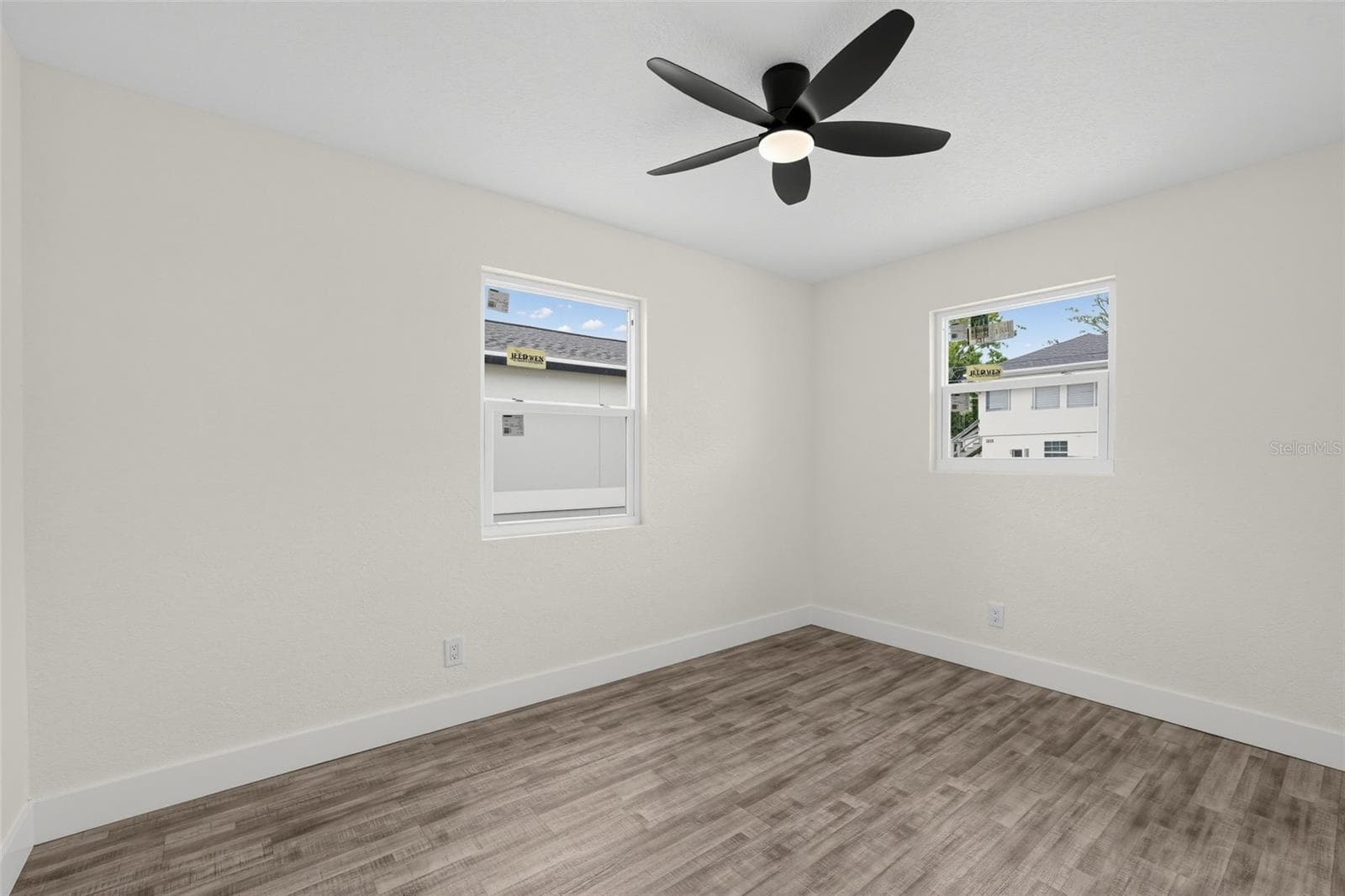 Single Family Residence at 4050 26TH ST N, ST PETERSBURG, photo 22 of 33