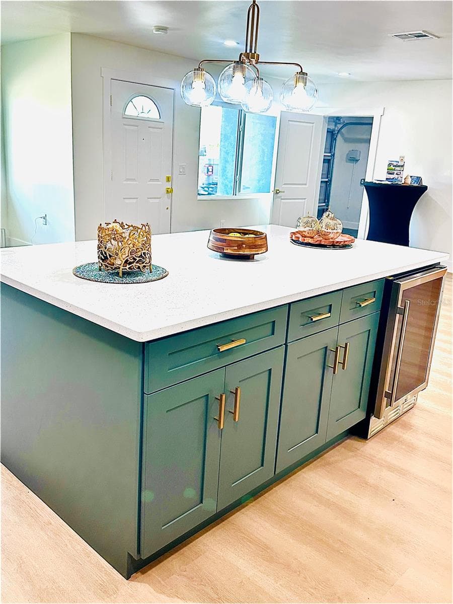 KITCHEN - 9460 TREASURE LN NE, ST PETERSBURG