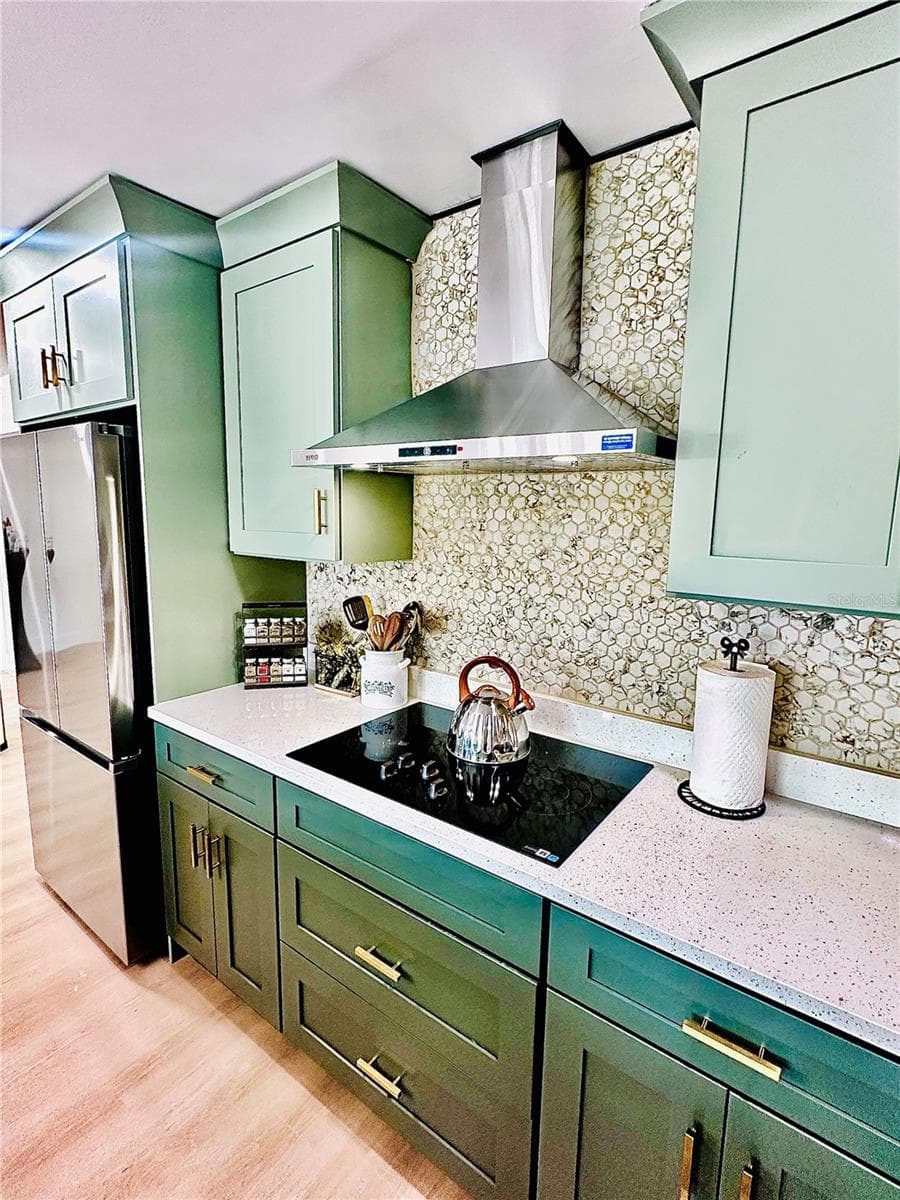 KITCHEN - 9460 TREASURE LN NE, ST PETERSBURG