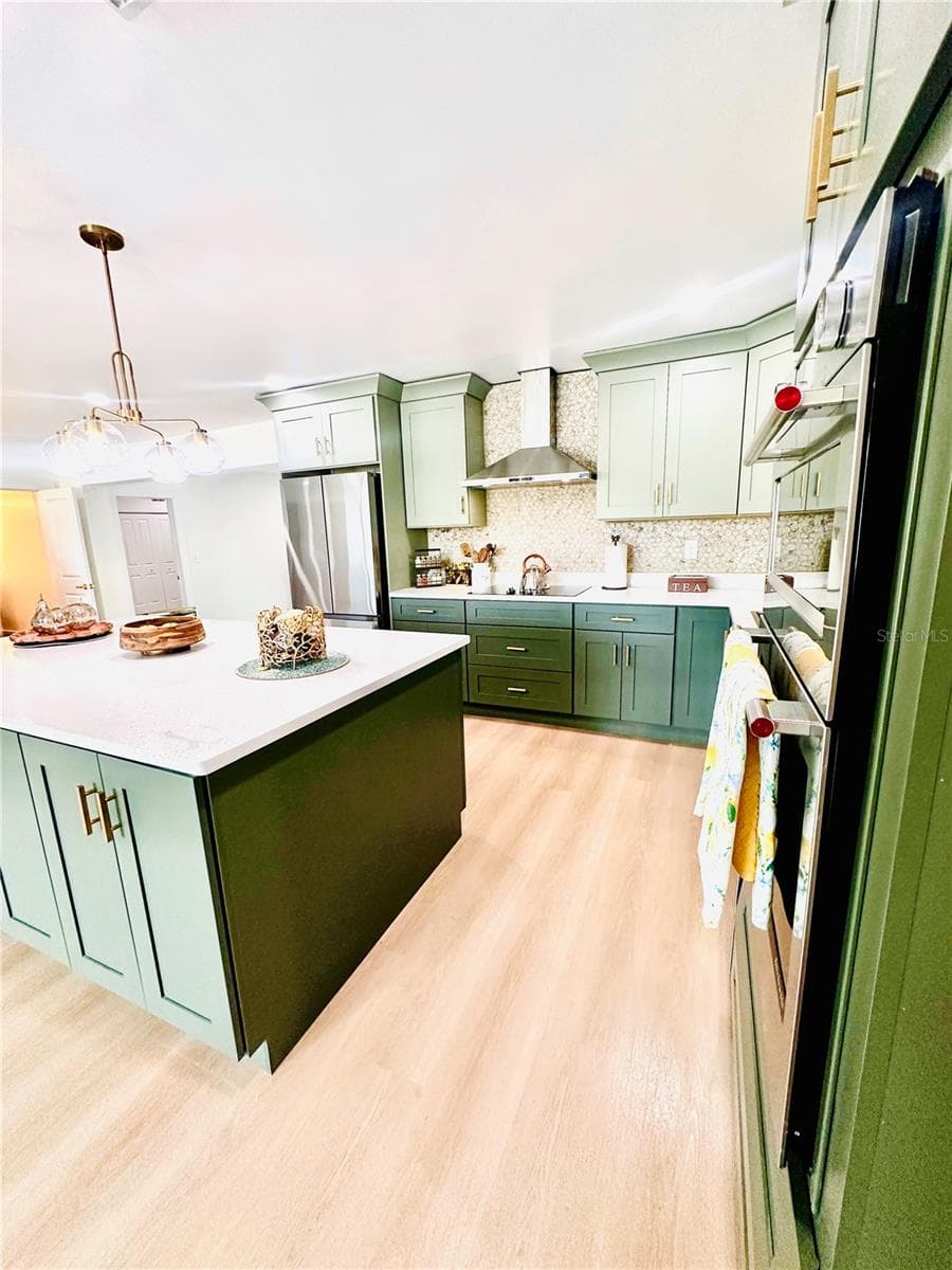 KITCHEN - 9460 TREASURE LN NE, ST PETERSBURG