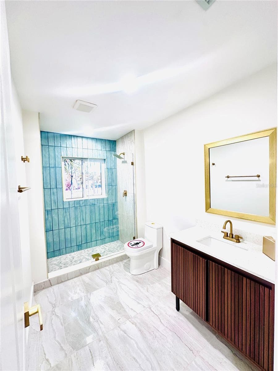 BATH SECONDARY - 9460 TREASURE LN NE, ST PETERSBURG