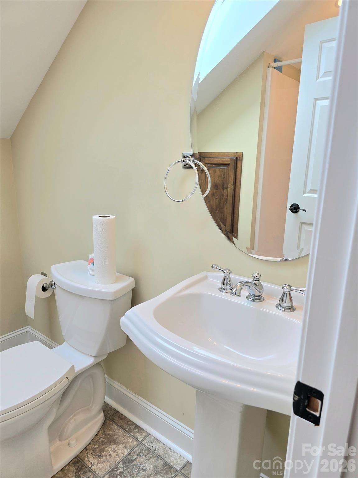 Single Family Residence at 587 Marigold Drive, Kannapolis, photo 27 of 43