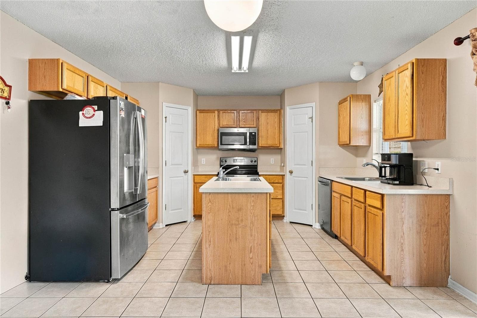 Single Family Residence at 2818 SHEILA DR, APOPKA, photo 5 of 38