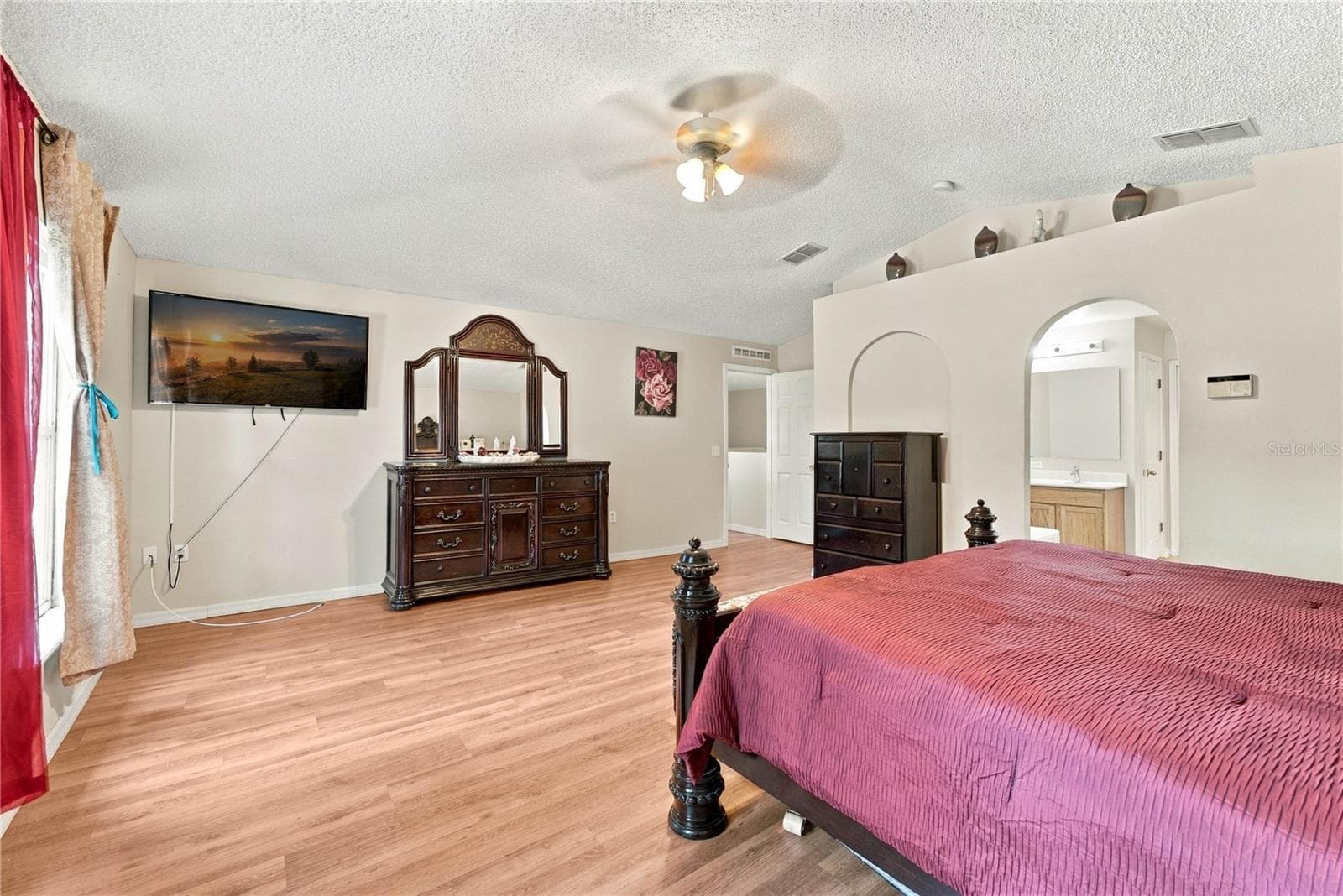 Single Family Residence at 2818 SHEILA DR, APOPKA, photo 13 of 38