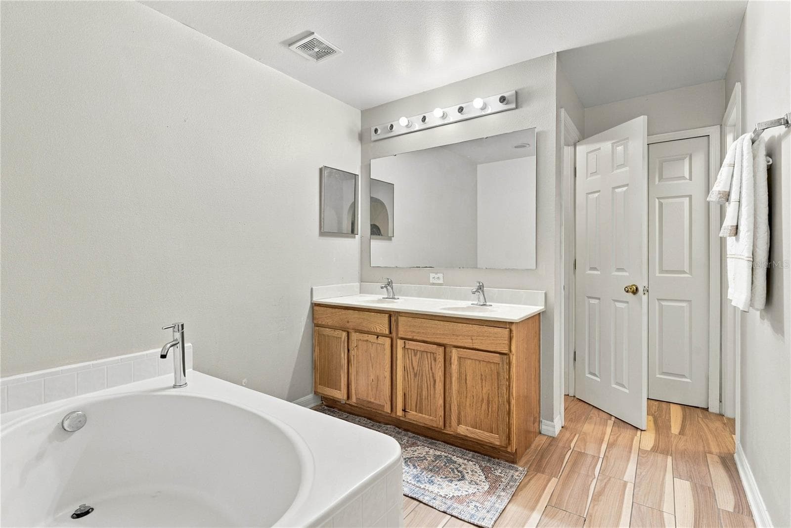 Single Family Residence at 2818 SHEILA DR, APOPKA, photo 21 of 38