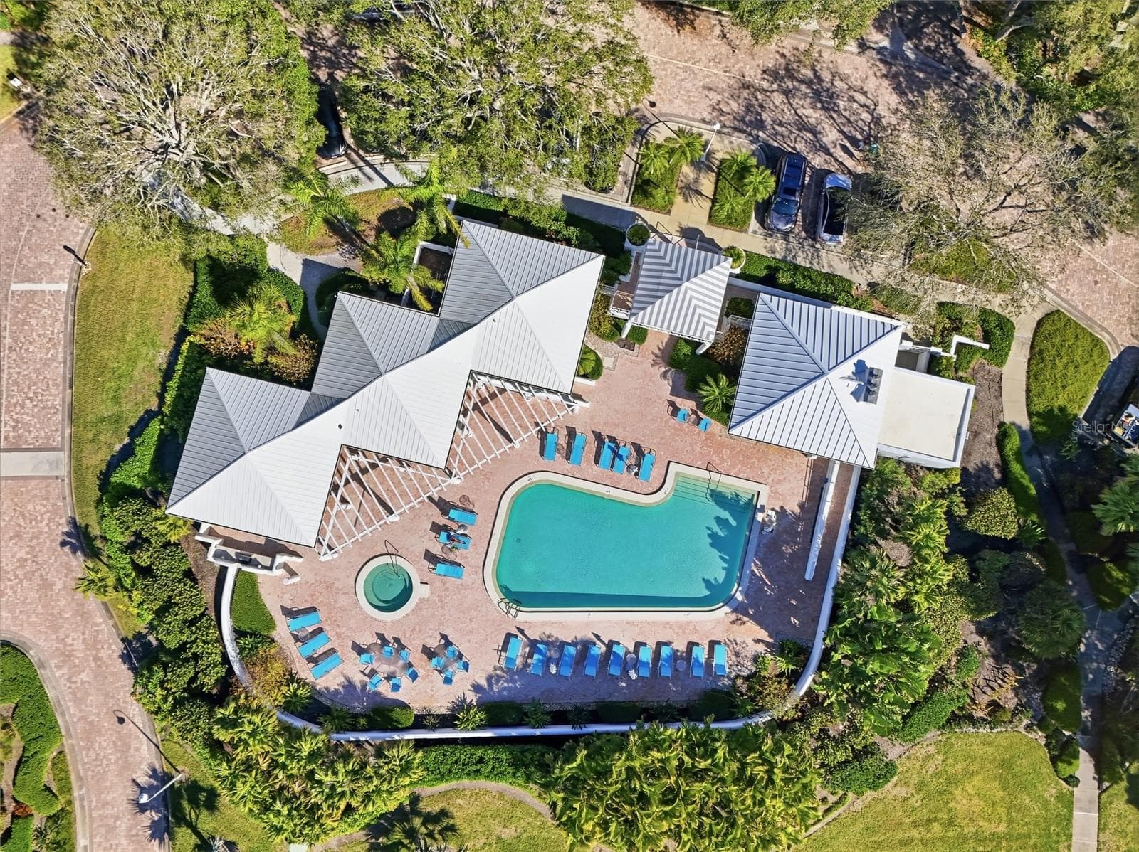 Condominium at 2550 HARBOURSIDE DR #333, LONGBOAT KEY, photo 37 of 44