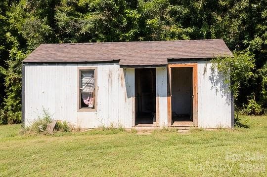 Single Family Residence at 420 Donna Avenue, Gastonia, photo 6 of 19