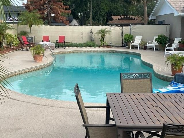 Single Family Residence at 130 SPRINGWOOD TRL, ALTAMONTE SPRINGS, photo 3 of 38