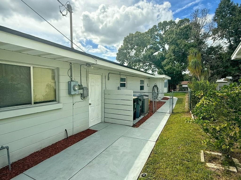 Exterior Photo #10 - 1841 5TH ST SE, WINTER HAVEN